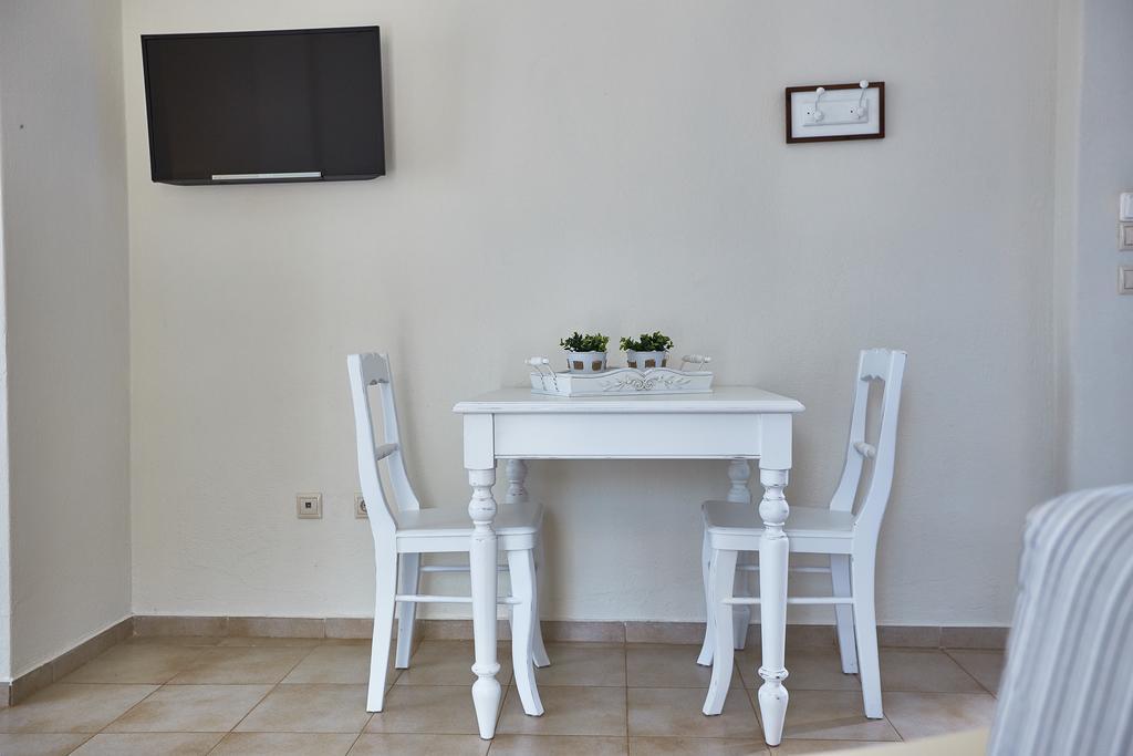 Aelia Apartment Agios Petros  Room photo